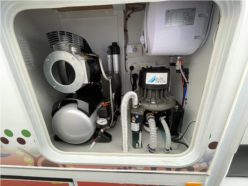 A well-designed mobile dental fitout is further distinguished by its low-noise operation.